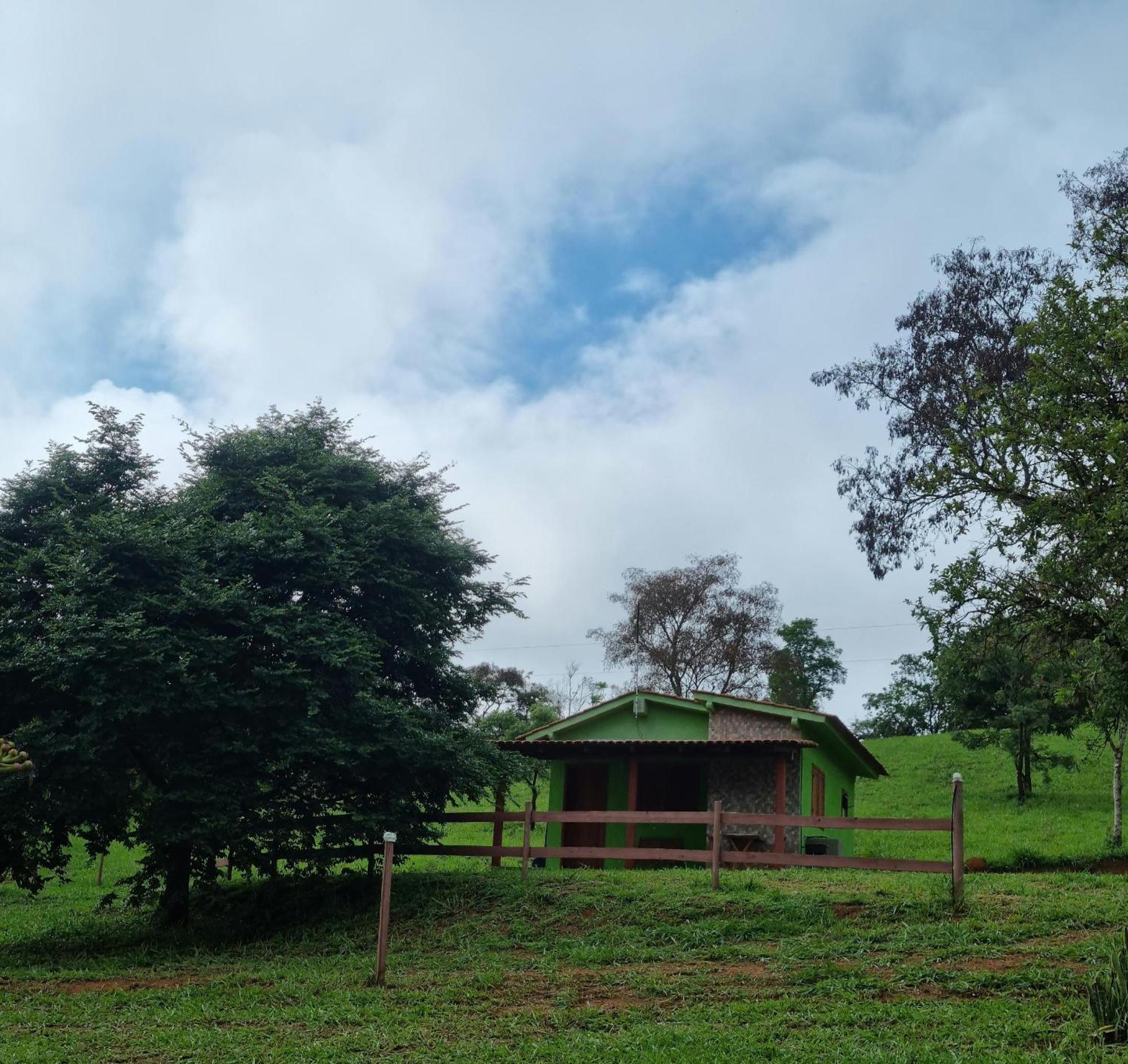 Pousada Aguas Da Canastra Vargem Bonita Kültér fotó